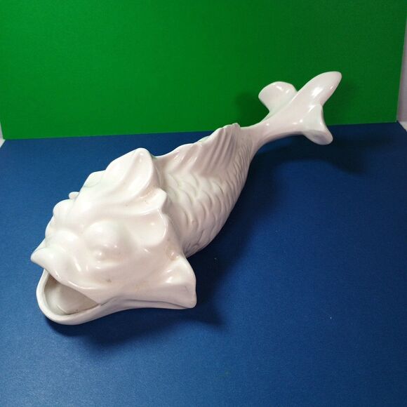 White Ceramic Koi Fish Planter Vase Asian Coastal Decor MCM Style 10" - Picture 4 of 12